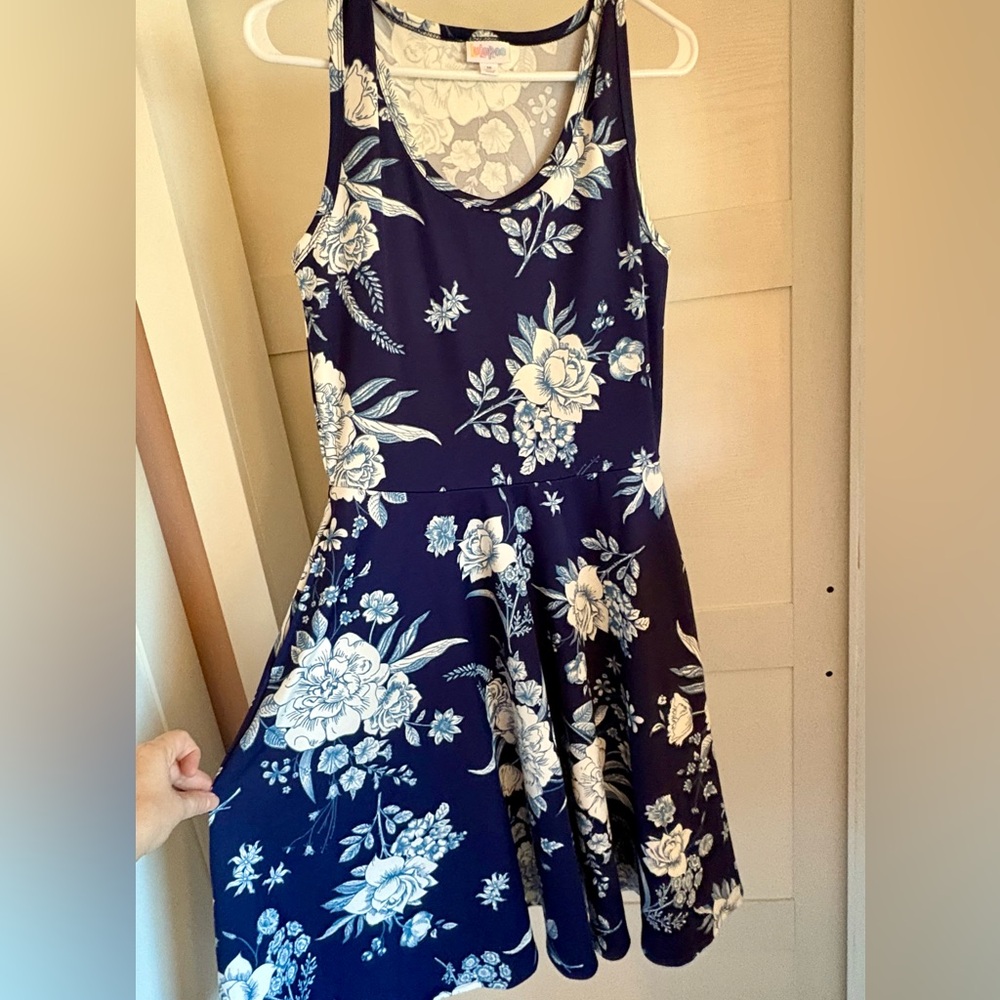 LuLaRoe Midi dress w/ pockets